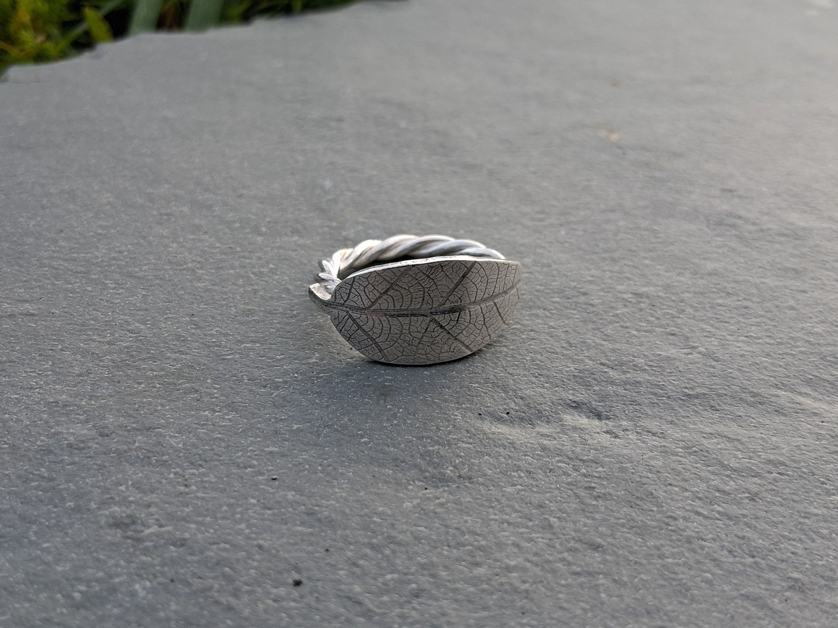 Leaf ring