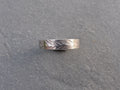 Hammer texture ring herringbone