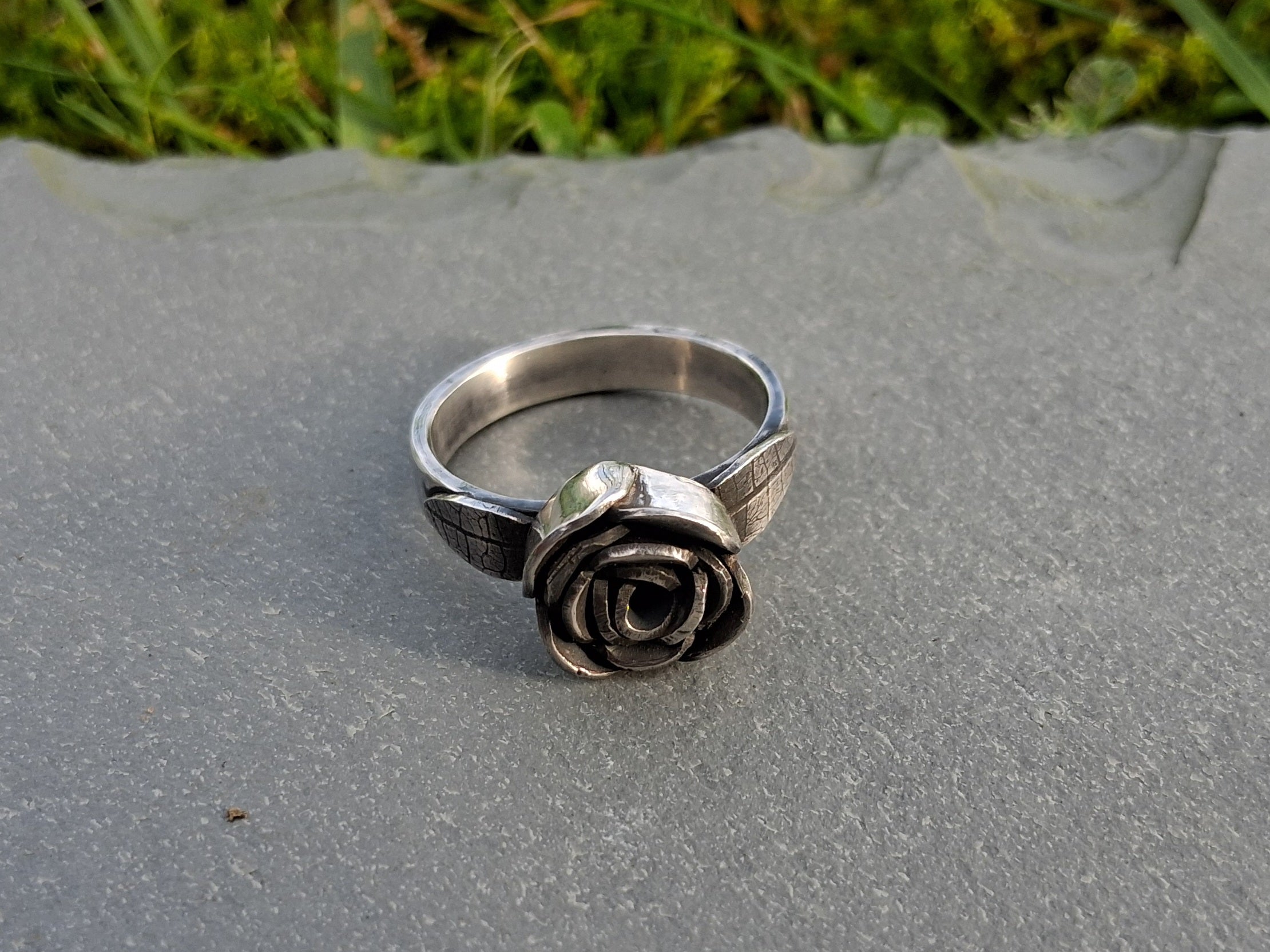 Sterling silver rose ring