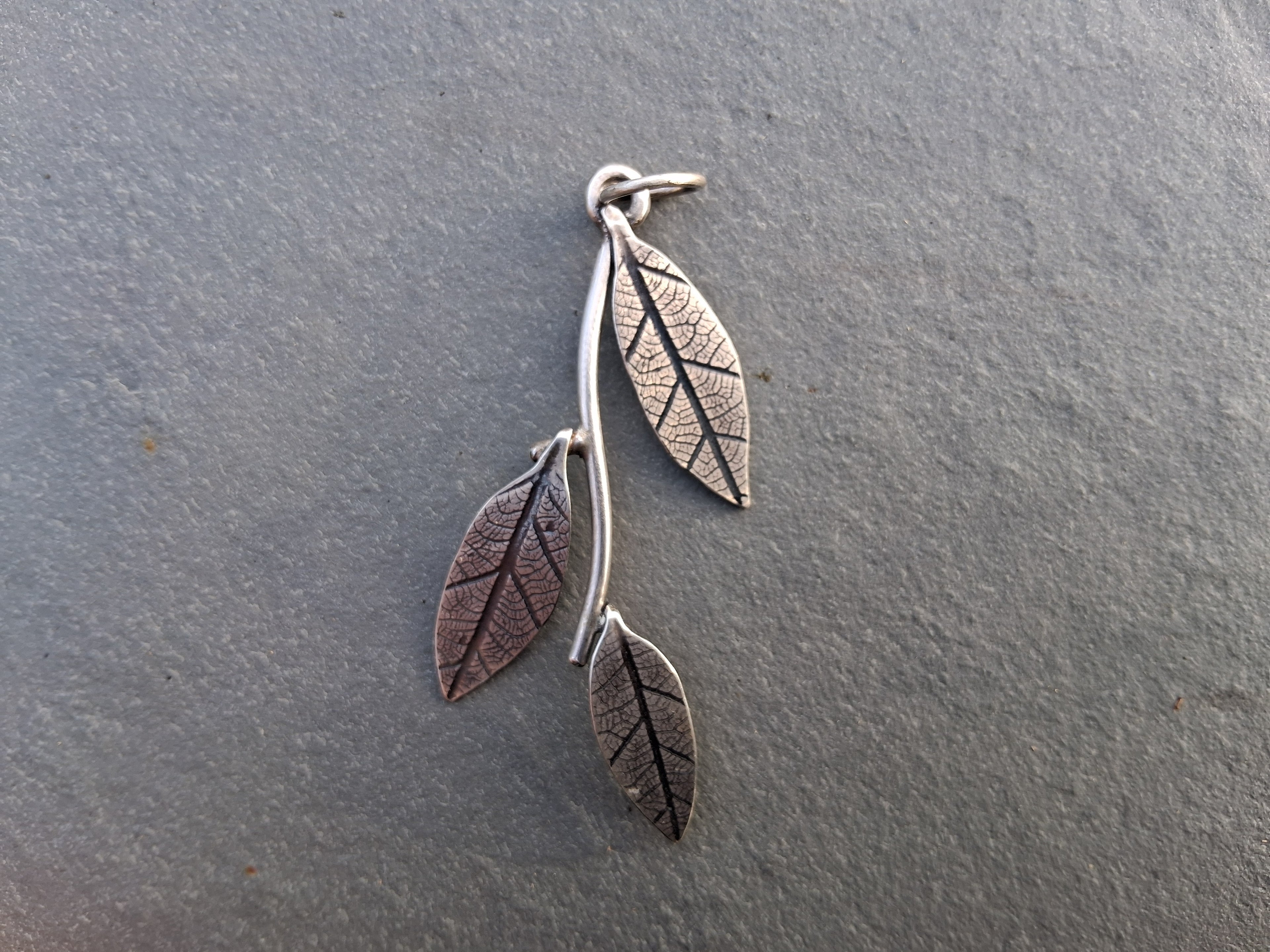 Branch pendant