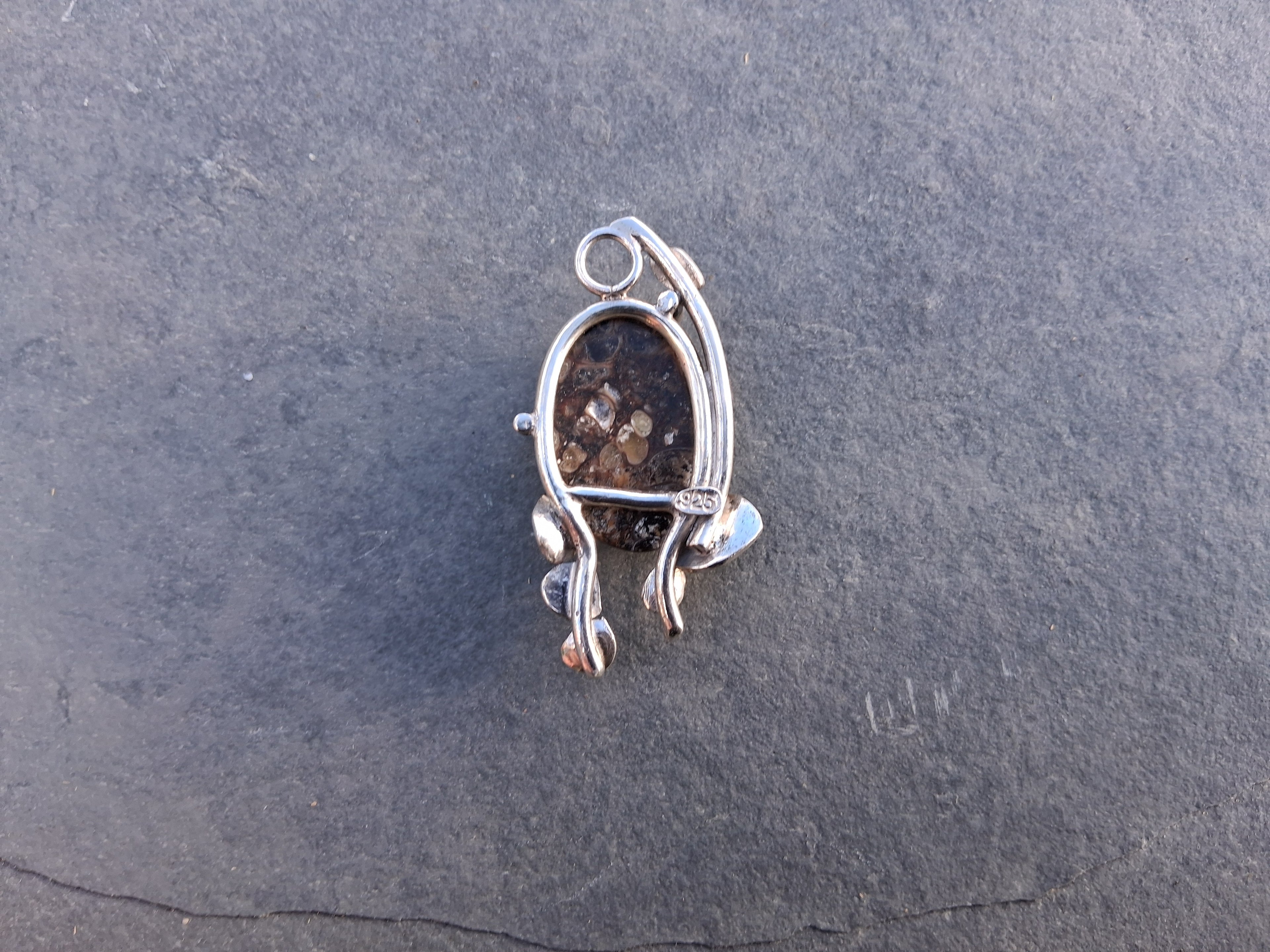 Turtella agate pendant